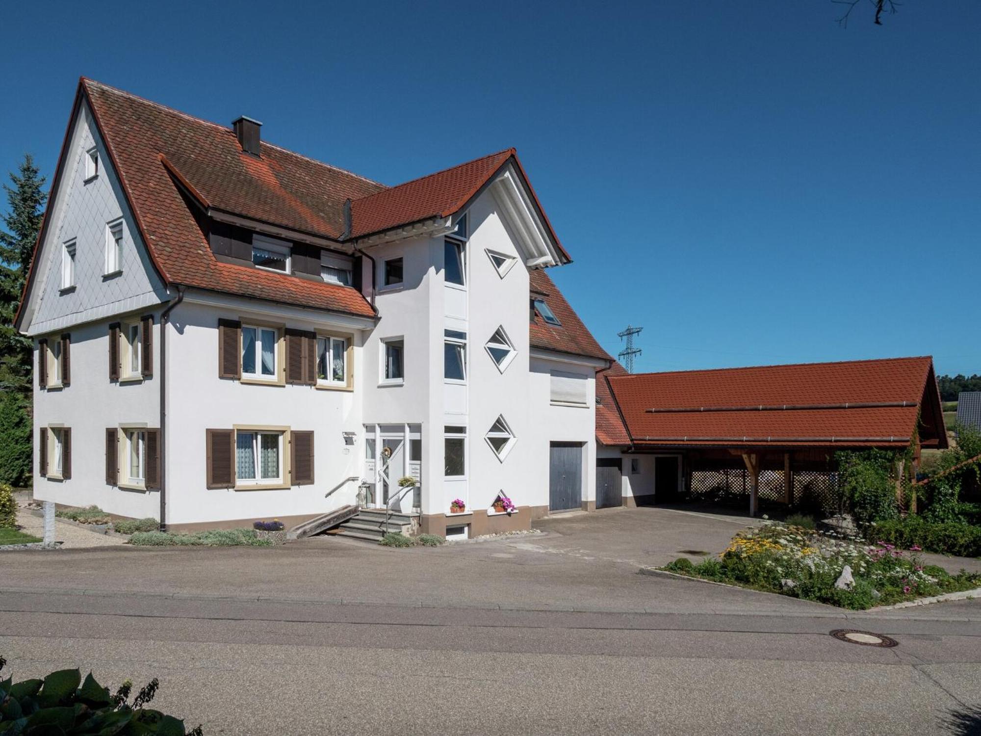 Cozy Apartment In Schwenningen With Garden Филлинген-Швеннинген Экстерьер фото